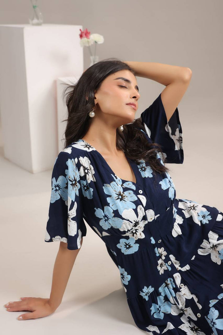 Abstract Print Mini Dress for Women - closer look