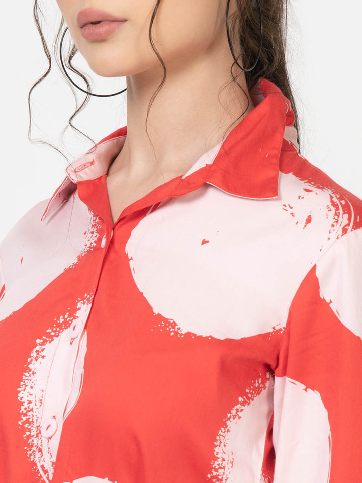 Red and white abstract print women's shirt with collar and buttons, chic Western wear top