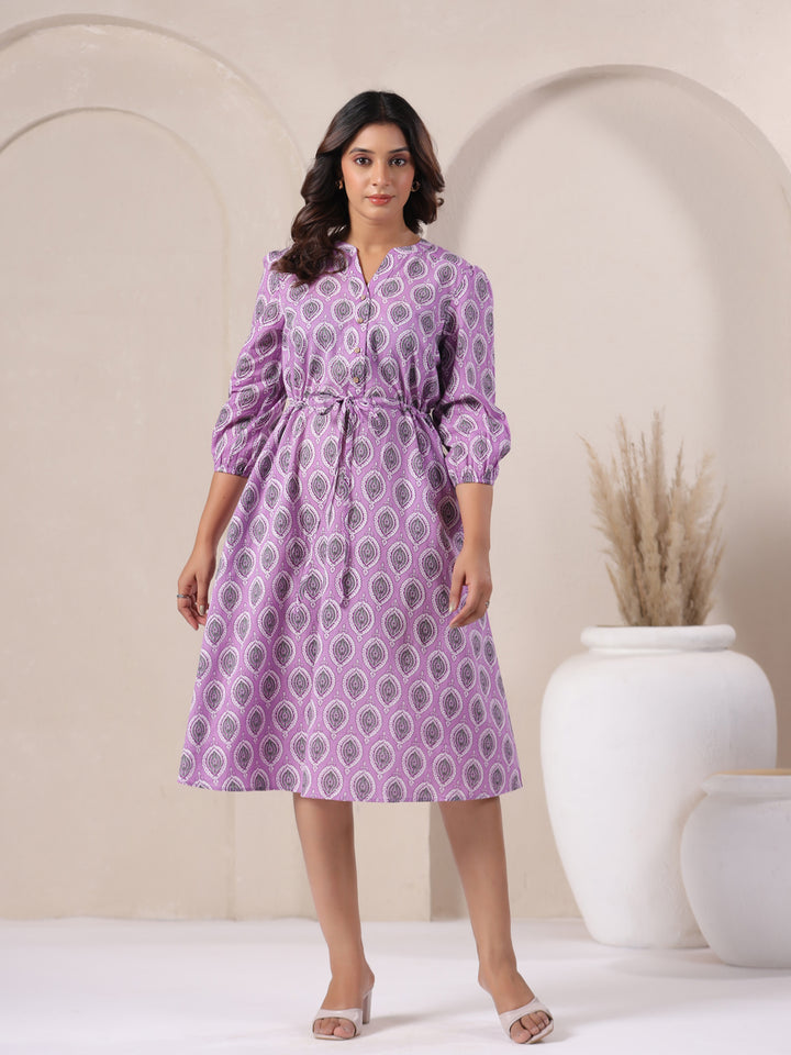 Lavender buti print cotton midi dress for women with round neckline and relaxed fit