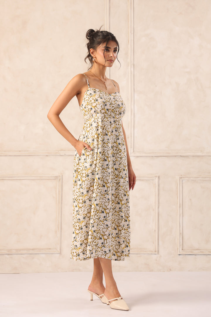 Ditsy Floral Midi Dress for Women – Cotton Sweetheart Neck Summer Dress