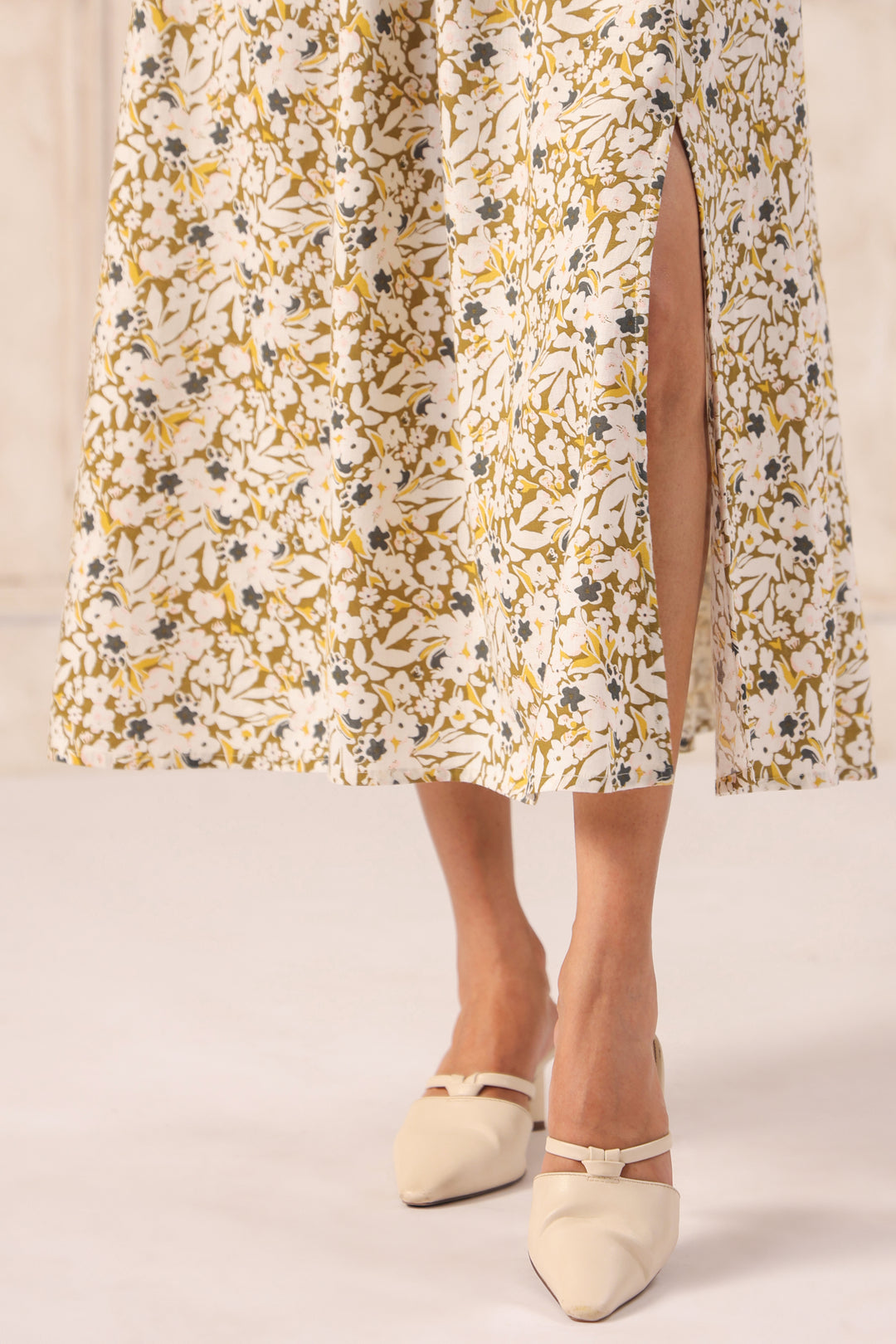 Ditsy Floral Midi Dress for Women – Cotton Sweetheart Neck Summer Dress