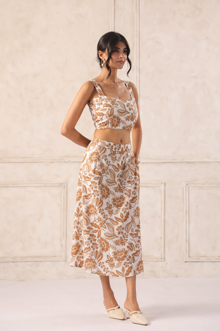 Side view brown off white floral co ord set for women trendy brunch outfit
