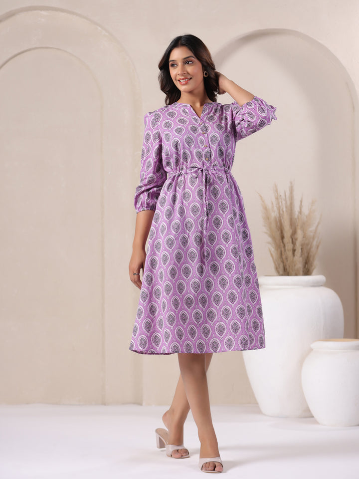 Lavender buti print cotton midi dress for women with round neckline and relaxed fit
