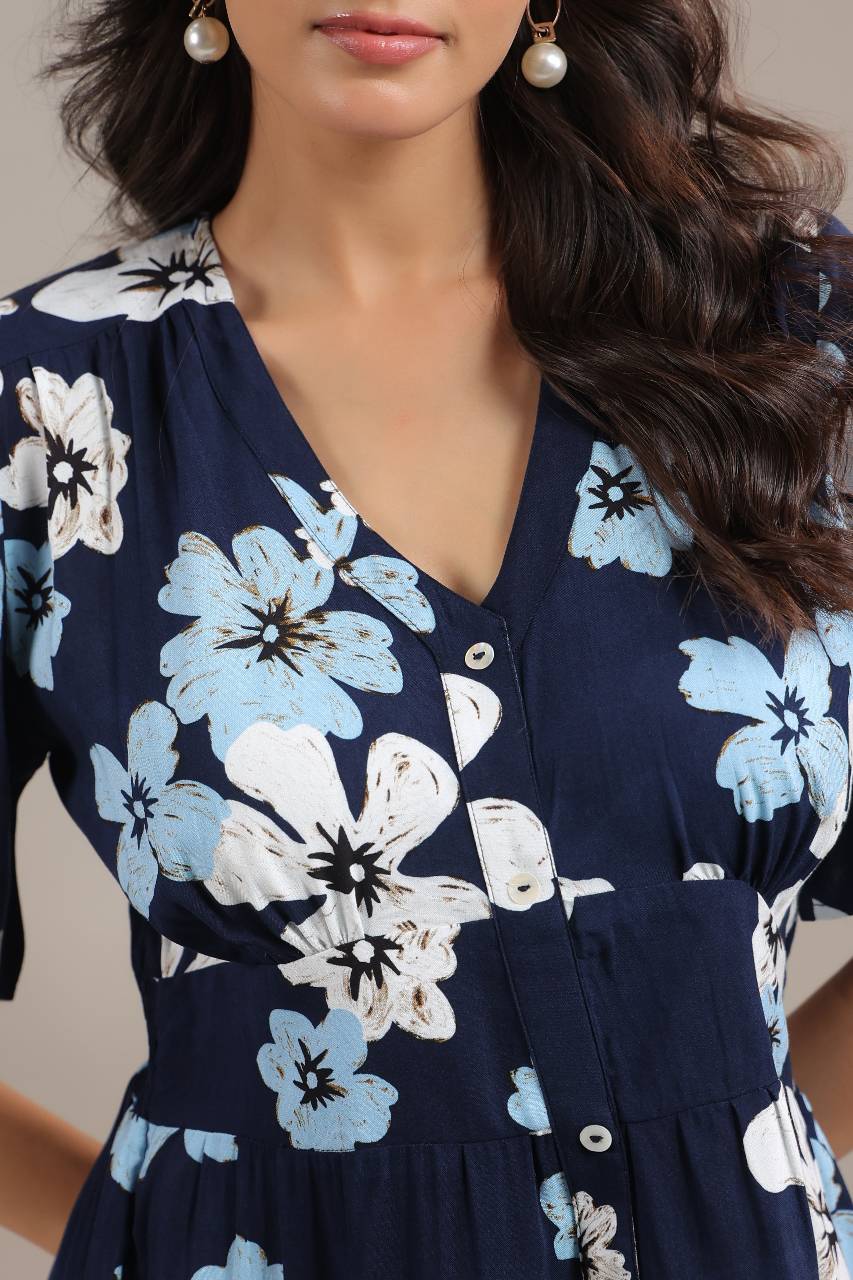 Abstract Print Mini Dress for Women - model closer look
